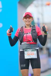 BIB: 5042
                            <button type="button" onclick="openModal(21760917)" class="btn btn-primary btn-sm float-right btn-popup" data-toggle="modal" data-target=".modal-high-quality">
                        <i class="fas fa-shopping-cart"></i> Add to Cart
                    </button>
                                            <button type="button" onclick="isThisMe(21760917, true)" class="btn btn-success btn-sm float-right btn-popup btn-isme hidden" data-toggle="tooltip" data-placement="bottom" title="นี่คือรูปของคุณใช่ไหม คลิกที่นี่เพื่อเอาเข้าอัลบั้ม">
                        <i class="fas fa-plus"></i> Add to album
                    </button>
                    <button type="button" onclick="isThisMe(21760917, false)" class="btn btn-warning btn-sm float-right btn-popup btn-isnotme hidden">
                        <i class="fas fa-ban"></i> Remove from album
                    </button>